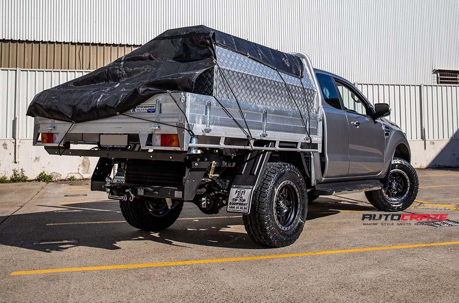 FORD RANGER ANZA MATTE BLACK WITH ANTHRACITE RING